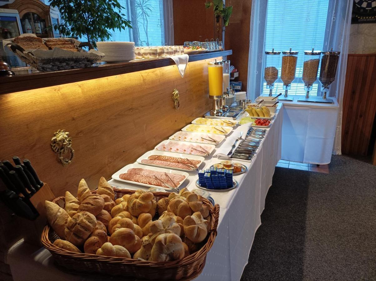 Pension Doro Černý Dŭl Esterno foto